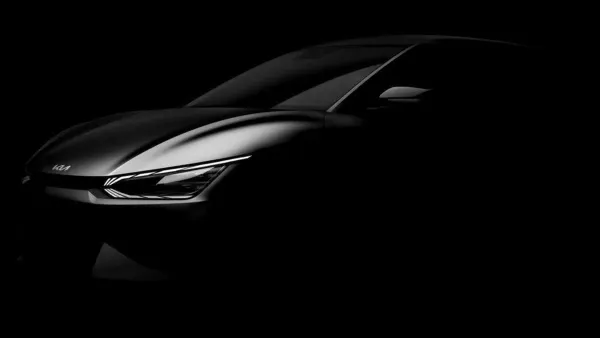 „Kia“ pateikė pirmąsias naujojo elektromobilio dizaino užuominas