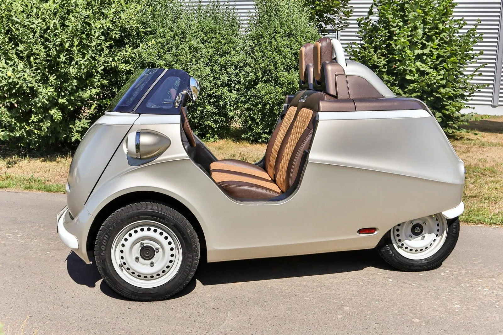 Pagaminta Vokietijoje: pagal „BMW Isetta” sukurtas elektromobilis „Evetta”