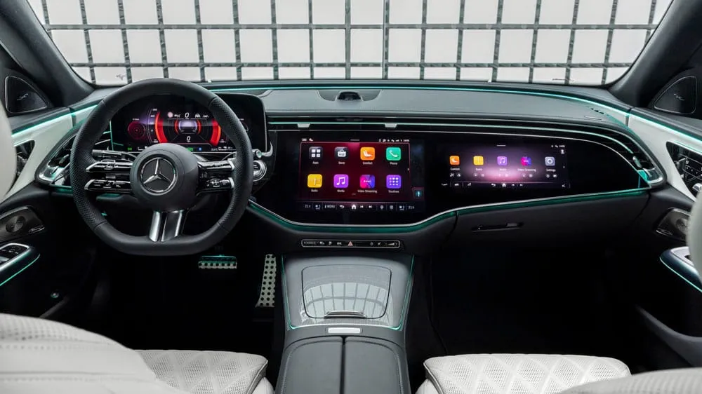 Tiltas į elektrinę ateitį: „Mercedes-Benz“ pristatė visiškai naują „E-klasę“