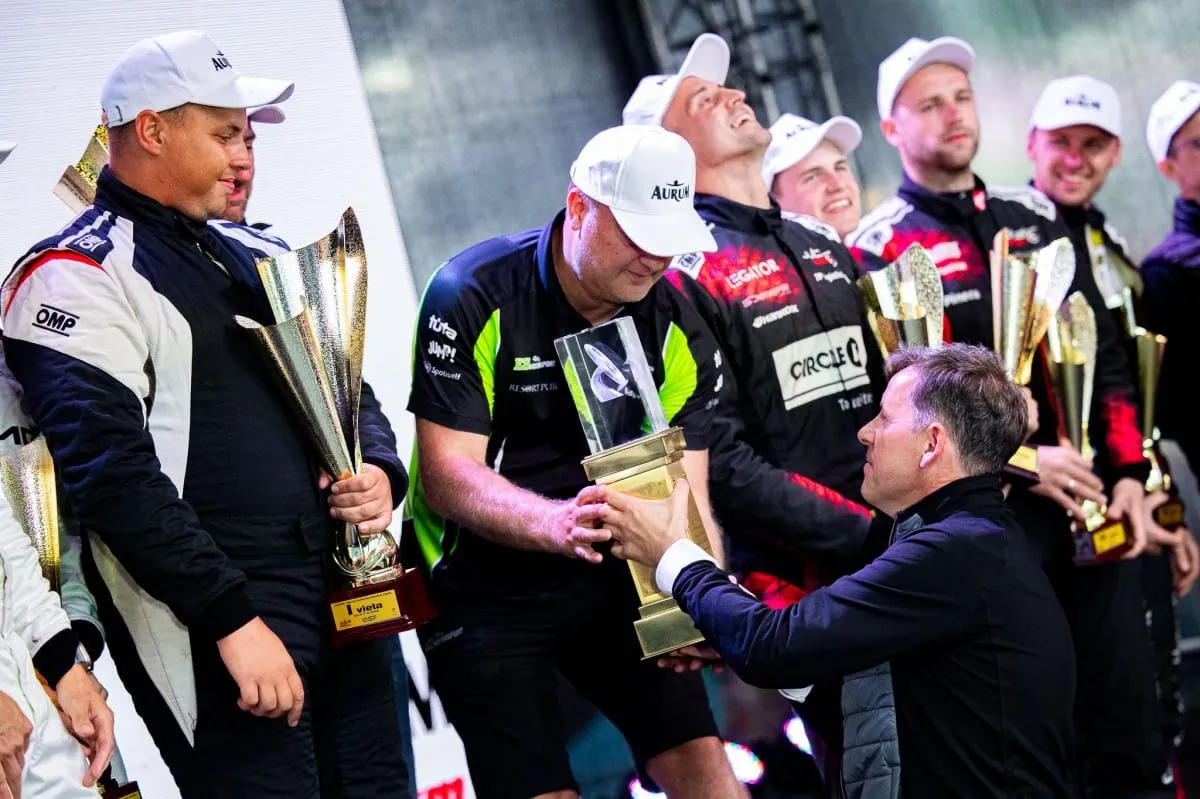 Pereinamoji „Aurum 1006 km lenktynių“ taurė – „Stateta BRO by HMobile“ komandai