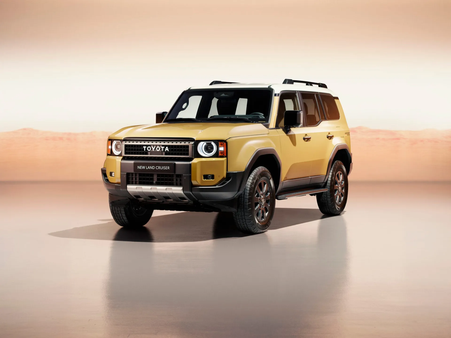 Grįžimas prie ištakų: visame pasaulyje pristatytas naujasis „Toyota Land Cruiser“