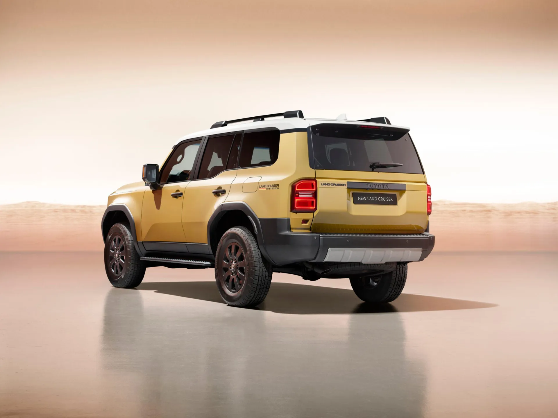 Grįžimas prie ištakų: visame pasaulyje pristatytas naujasis „Toyota Land Cruiser“