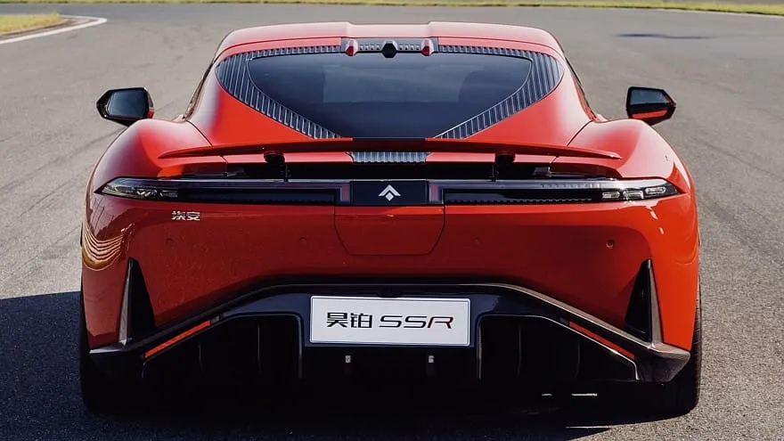 Kinų superautomobilis GAC Aion Hyper SSR ateina į rinką: 1225 AG ir 1,9 s iki „šimto”