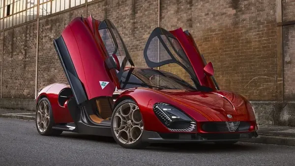 "Alfa Romeo" ruošia pamainą nebegaminamam sportiniam automobiliui 4C