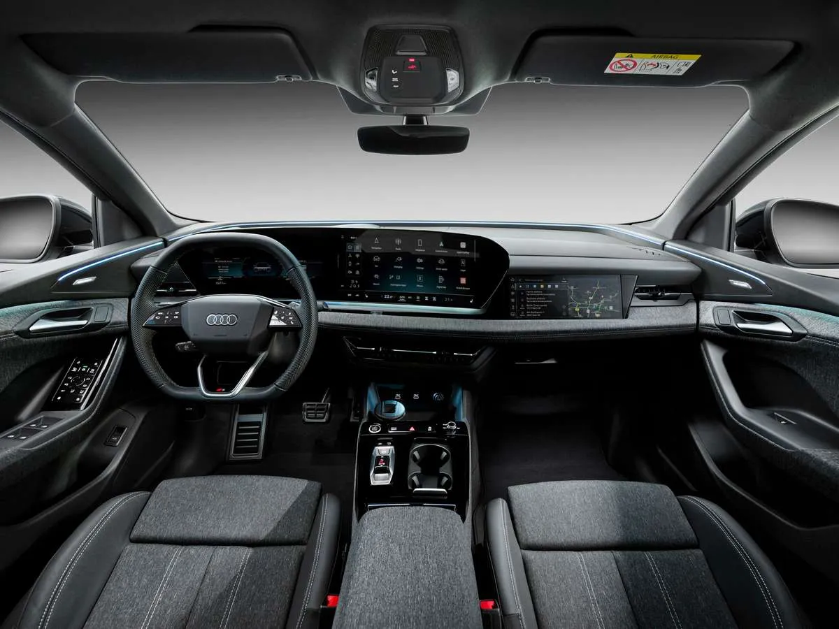 Įspūdingas dizainas ir ilgiausias nuvažiuojamas atstumas modelių šeimoje: naujasis „Audi Q6 Sportback e-tron“