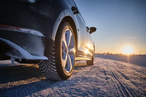 Pirmosioms „Continental“ žieminėms padangoms – 90 metų