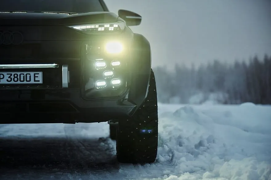 „Audi“ išslaptino ekstremalų ‚Q6 e-tron offroad‘