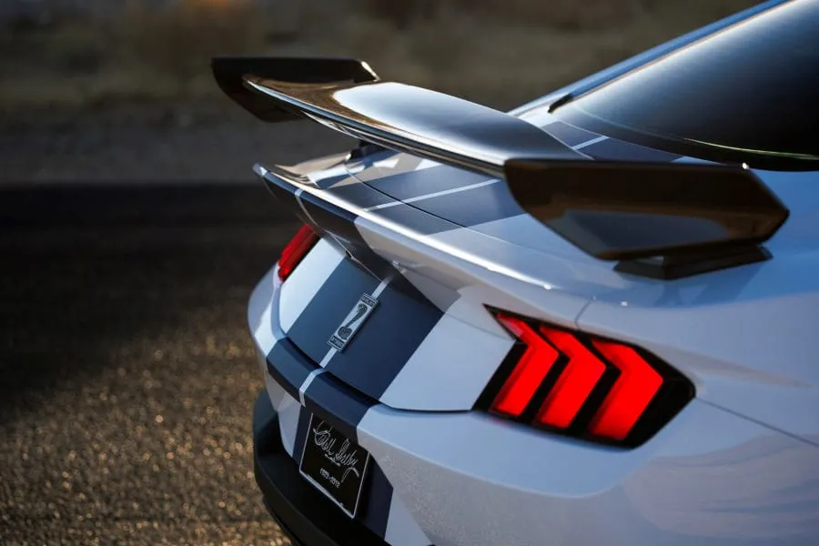 Naujasis „Shelby GT350“: sukurtas be „Ford“, bet dabar turi daug daugiau galios