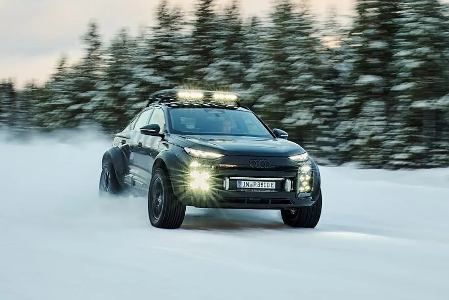 „Audi“ išslaptino ekstremalų ‚Q6 e-tron offroad‘
