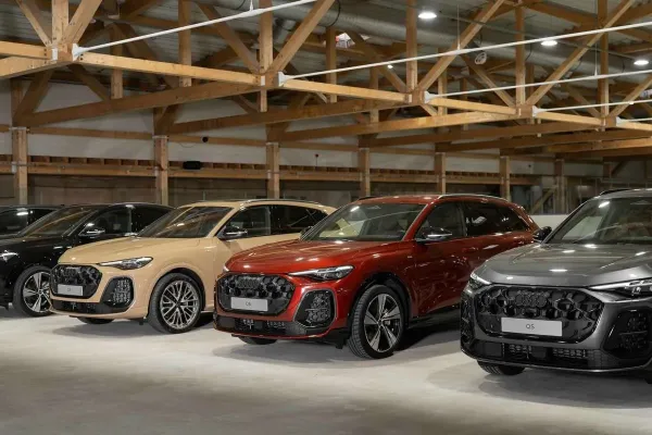 Naujasis „Audi Q5“: trečia populiariausio praėjusių metų „premium“ klasės automobilio karta – jau Lietuvoje