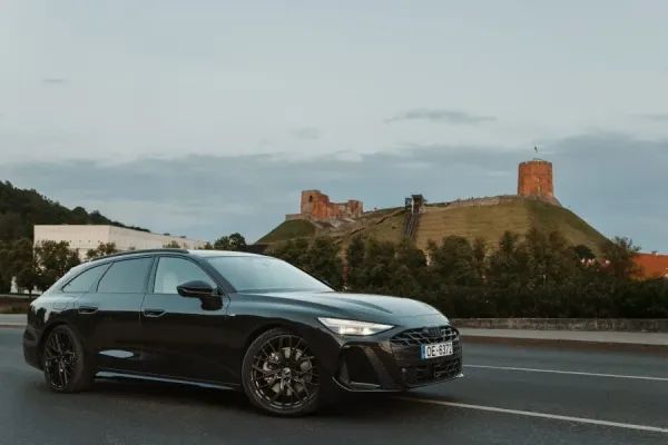 Žvilgsnius prikaustantis judesys – „Audi A6 Avant“ jau Lietuvoje