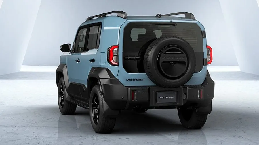 Mažas, galingas ir tik su vidaus degimo varikliu: pristatytas Toyota Land Cruiser FJ