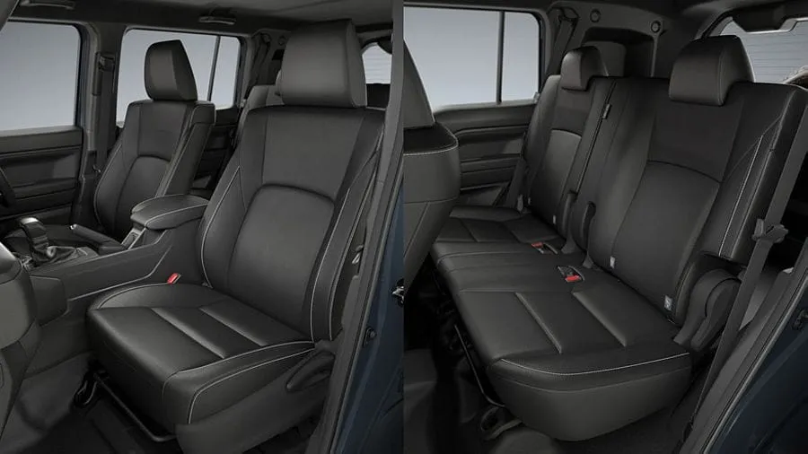 Mažas, galingas ir tik su vidaus degimo varikliu: pristatytas Toyota Land Cruiser FJ