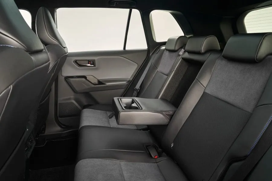 Prasidėjo naujos kartos „Toyota RAV4“ išankstiniai užsakymai