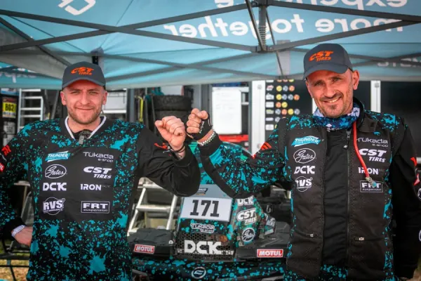 Pasaulio čempionatas prasidėjo: „CFMOTO Thunder Racing Team“ įveikė prologą