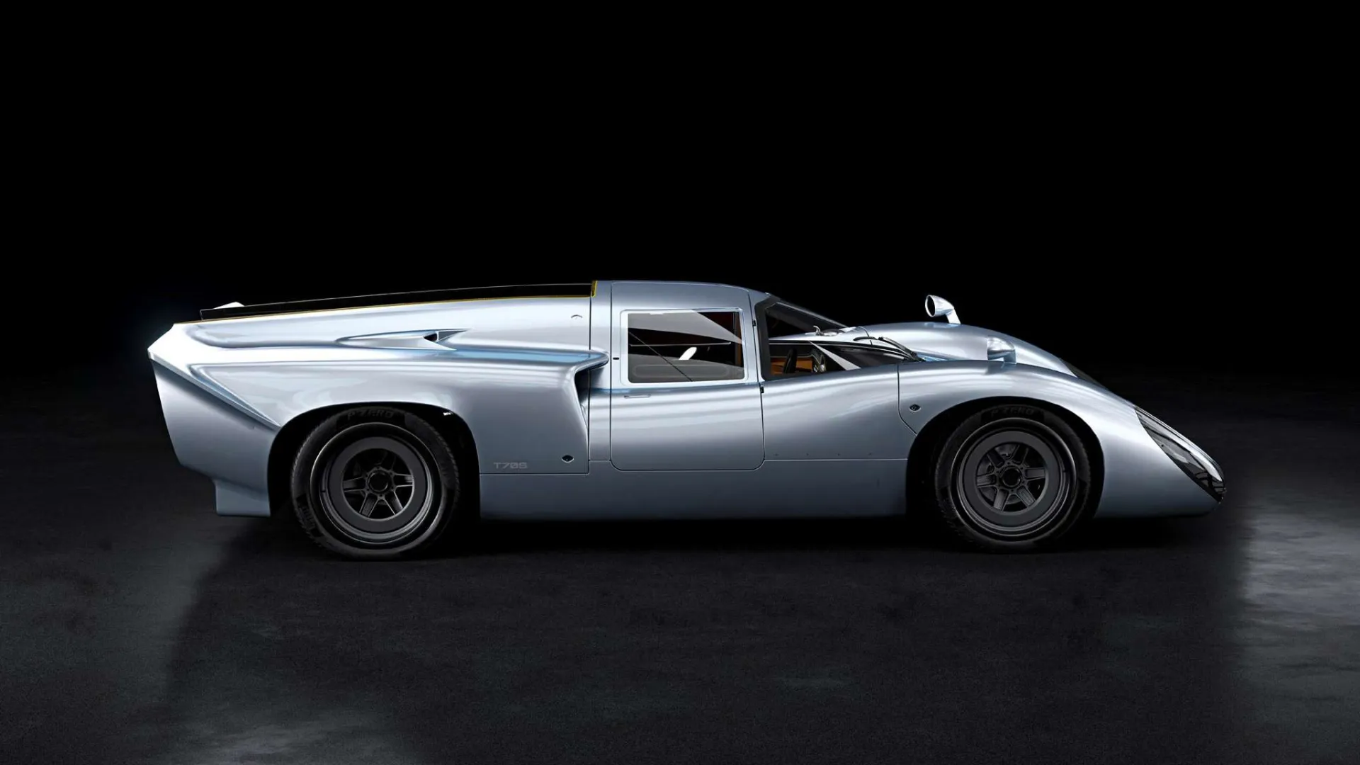 1960-ųjų lenktynių legenda sugrįžo: pristatyta „Lola T70S“