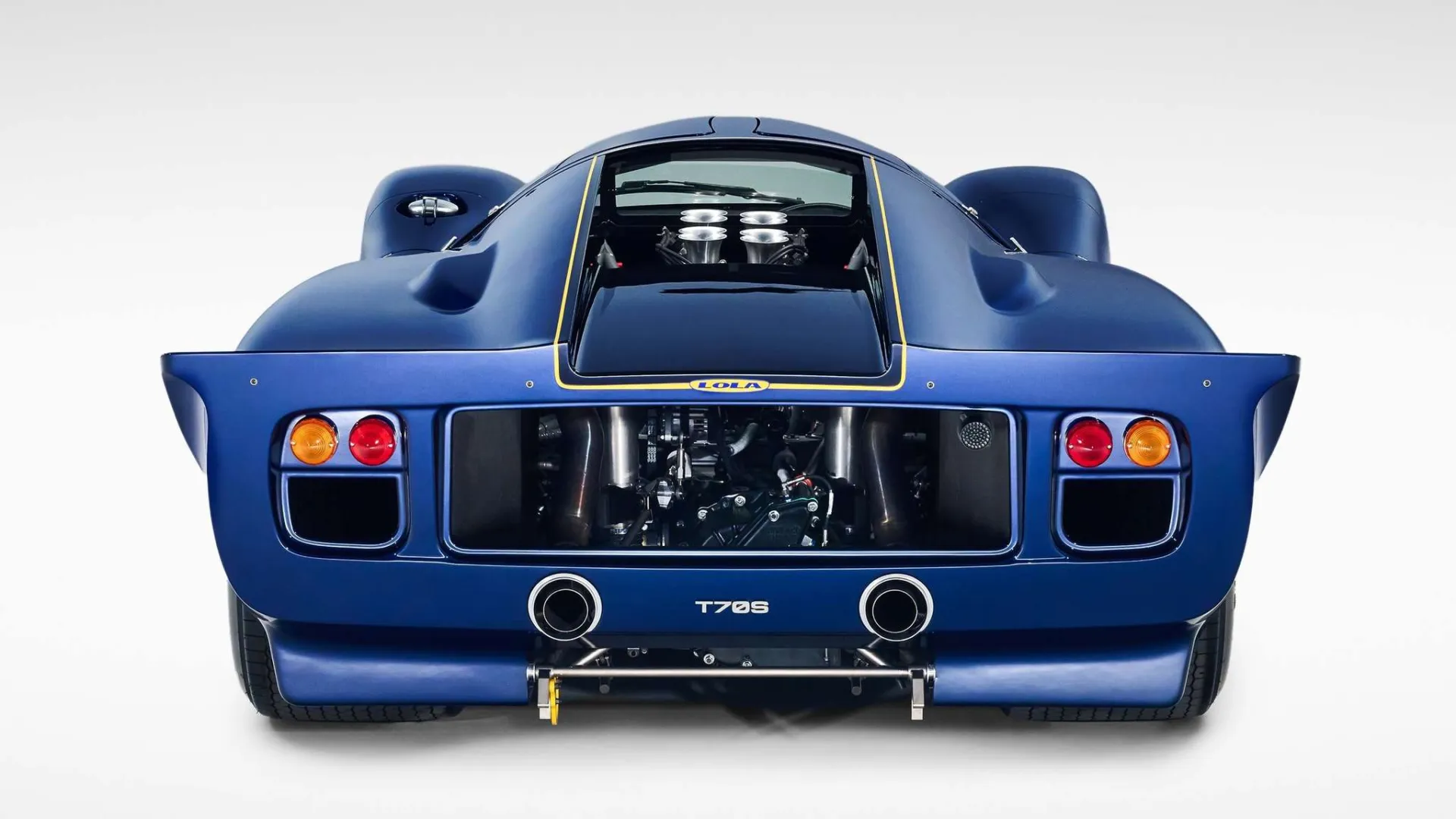 1960-ųjų lenktynių legenda sugrįžo: pristatyta „Lola T70S“