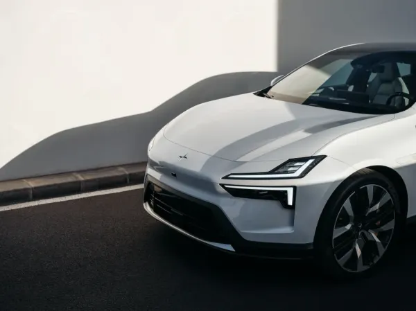 Polestar 4 coupé