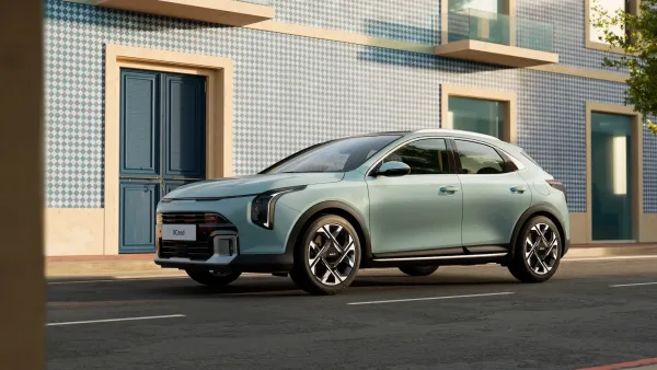 Atnaujintas „Kia XCeed“ – daugiau technologijų ir kasdienio praktiškumo