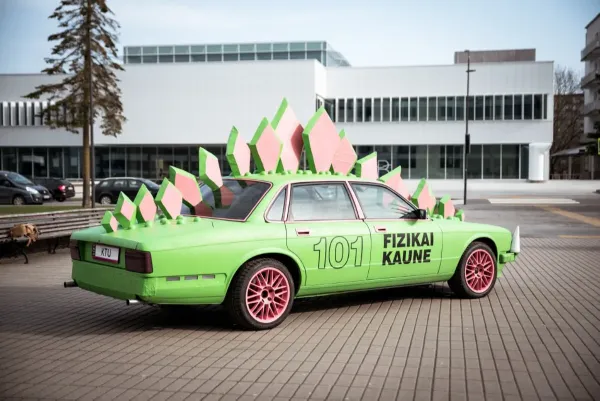 Vandeniliniai automobiliai: tarp lūkesčių ir realybės